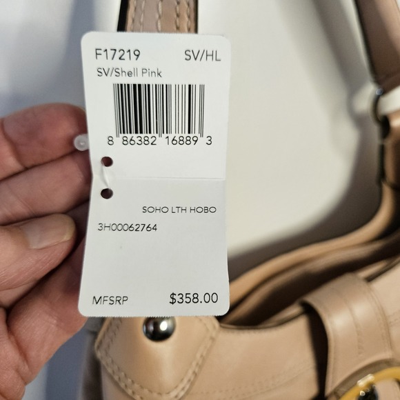 NWT Coach Leather Soho Lynn Shoulder Bag Hobo Shell Pink B1226-F17219 - Picture 11 of 16